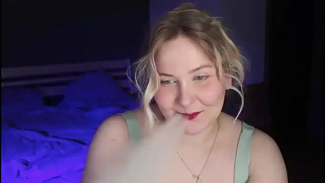 Snapshot of sensual_girrrl chatting on June 2026 12:19:01 AM sensual girrrl online show from June 2026 12:19:01 AM