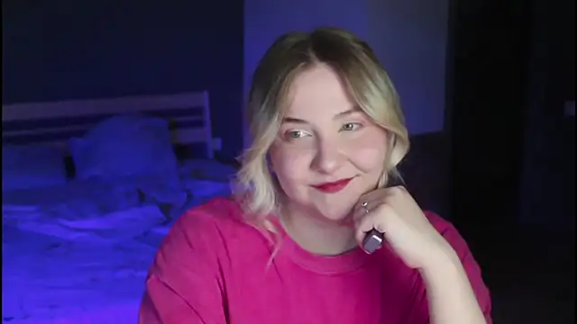 Snapshot of sensual_girrrl chatting on June 2026 12:43:02 AM sensual girrrl online show from June 2026 12:43:02 AM