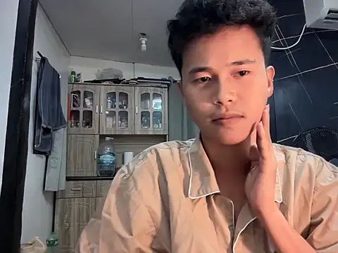 Snapshot of Asiantwink21 chatting on October 2025 12:28:01 PM Asiantwink21 online show from October 2025 12:28:01 PM