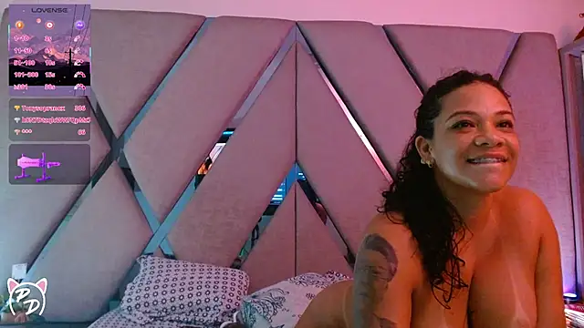 Snapshot of paula_daniela1 chatting on July 2026 01:58:33 AM paula daniela1 online show from July 2026 01:58:33 AM