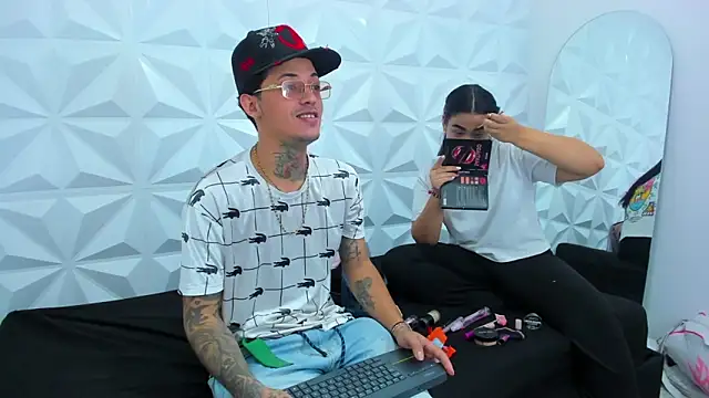 Aronjusting online show from February 2026 01:01:02 AM