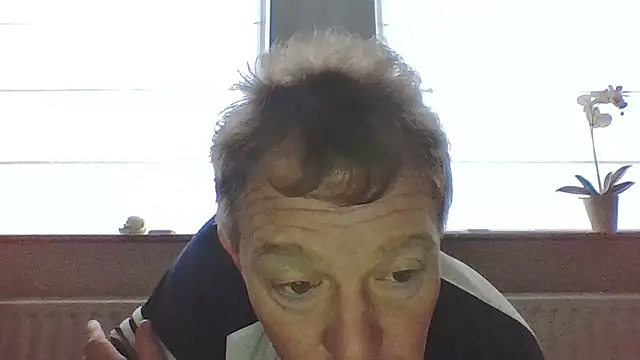 Snapshot of bertolini chatting on March 2026 07:38:01 AM bertolini online show from March 2026 07:38:01 AM