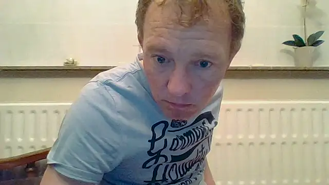 Snapshot of bertolini chatting on April 2026 09:15:01 PM bertolini online show from April 2026 09:15:01 PM