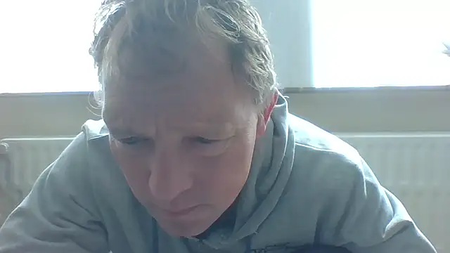 Snapshot of bertolini chatting on April 2026 12:44:02 PM bertolini online show from April 2026 12:44:02 PM
