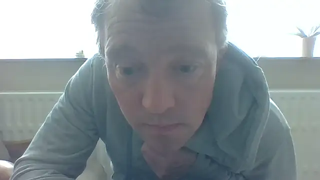 Snapshot of bertolini chatting on April 2026 01:12:02 PM bertolini online show from April 2026 01:12:02 PM