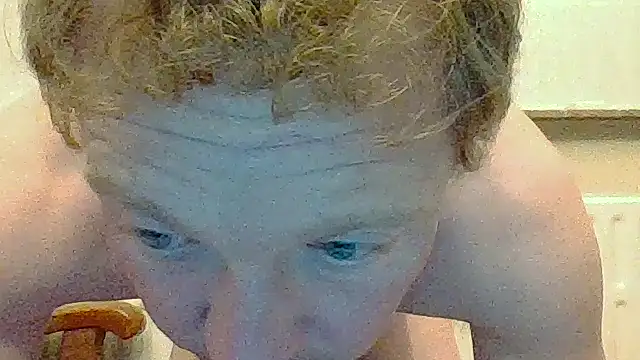 Snapshot of bertolini chatting on April 2026 08:42:02 PM bertolini online show from April 2026 08:42:02 PM