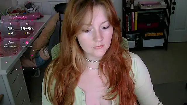 Snapshot of pinkmatter666 chatting on March 2025 09:46:02 PM pinkmatter666 online show from March 2025 09:46:02 PM