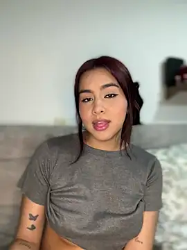 Zarah Blare online show from January 2025 02:52:01 AM