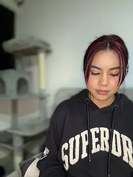 Zarah Blare online show from January 2025 06:02:01 AM