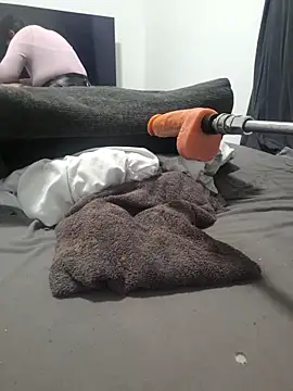 aprilexx online show from December 2025 02:57:02 PM