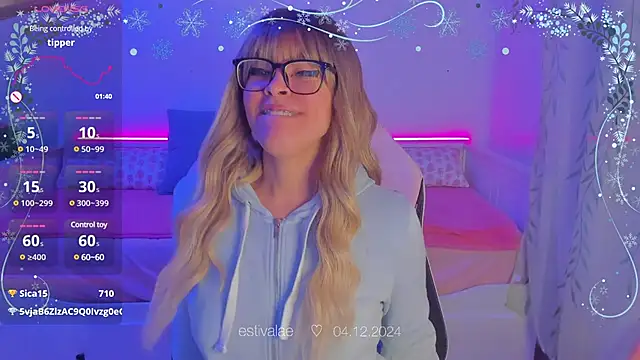 estivalae online show from December 2024 07:23:01 PM