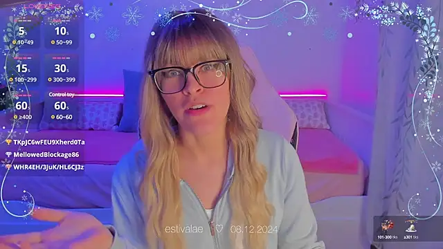 estivalae online show from December 2024 11:19:01 PM