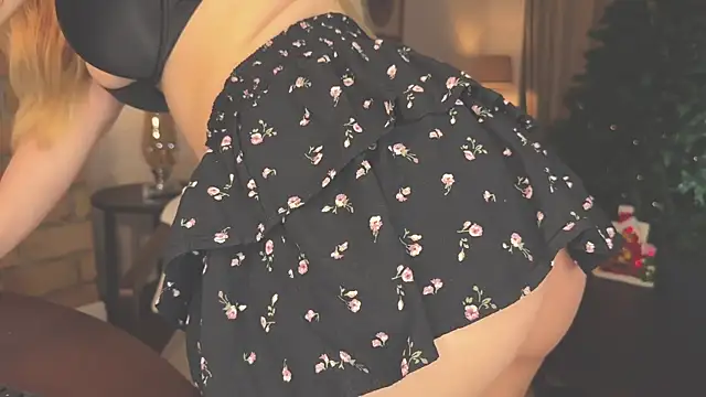 Snapshot of hotexclusive_ chatting on December 2024 04:34:01 AM hotexclusive  online show from December 2024 04:34:01 AM