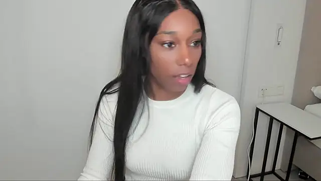 Snapshot of smileybabe chatting on February 2025 04:13:02 PM smileybabe online show from February 2025 04:13:02 PM