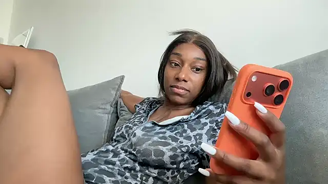 Snapshot of smileybabe chatting on July 2026 08:54:02 AM smileybabe online show from July 2026 08:54:02 AM