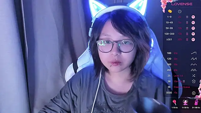 maydaykimmy online show from October 2025 09:15:01 PM