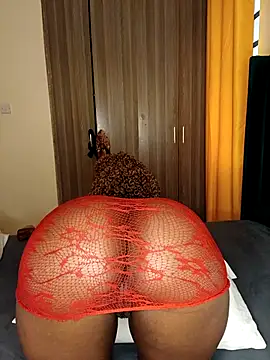 Bossetassy online show from December 2025 04:41:01 AM