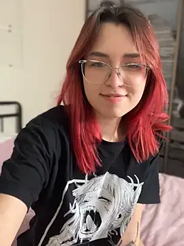 Snapshot of Evangeline_Lawrence_ chatting on February 2025 04:59:02 PM Evangeline Lawrence online show from February 2025 04:59:02 PM