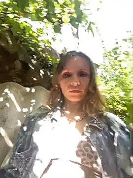 Snapshot of Anita-Smith chatting on July 2026 08:10:01 AM Anita-Smith online show from July 2026 08:10:01 AM