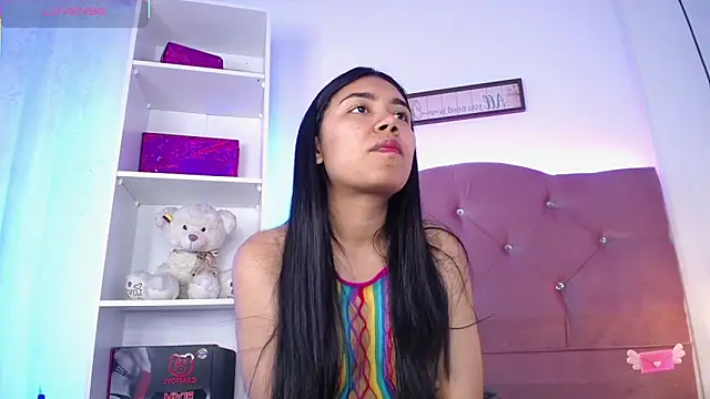 Snapshot of M_Janne chatting on November 2025 03:56:02 PM M Janne online show from November 2025 03:56:02 PM