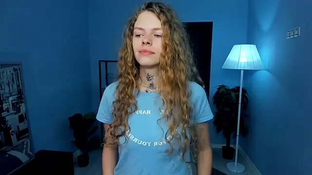 RayaNenlia online show from November 2025 05:11:01 AM