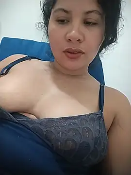 Snapshot of Yara0k chatting on June 2026 11:40:01 PM Yara0k online show from June 2026 11:40:01 PM