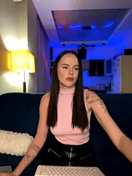 DinaTasty online show from October 2025 06:32:02 PM