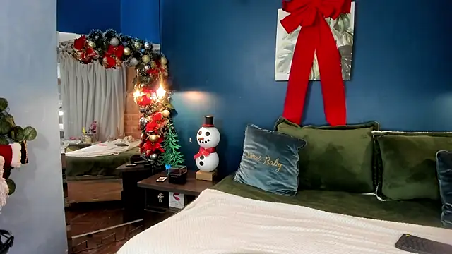 Snapshot of Melody_bonnie chatting on December 2024 10:49:02 AM Melody bonnie online show from December 2024 10:49:02 AM