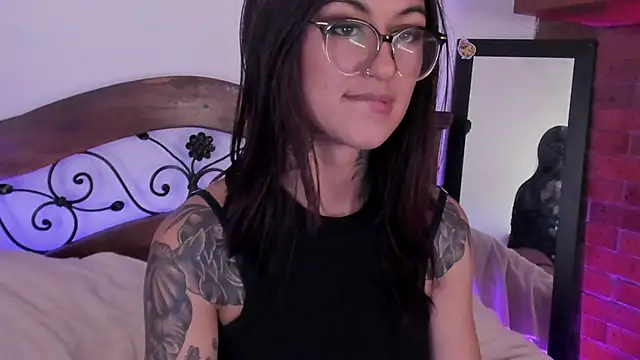 noemi foxxx online show from January 2025 03:29:02 PM