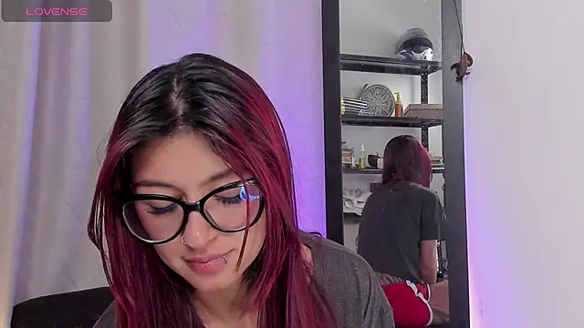 noemi foxxx online show from July 2026 03:40:01 PM
