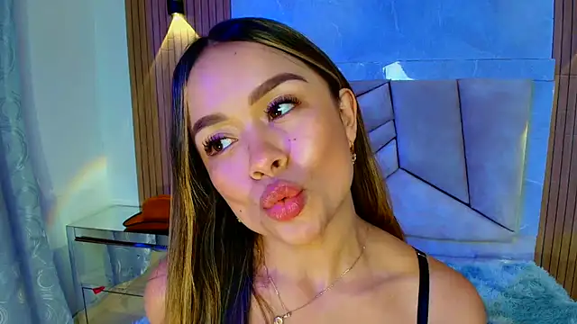 Snapshot of Natalyefoster chatting on July 2026 07:19:02 PM Natalyefoster online show from July 2026 07:19:02 PM