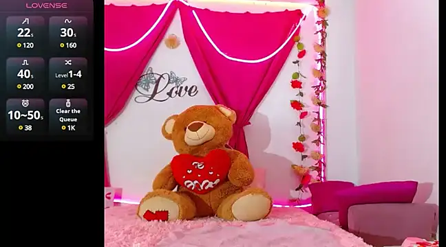 Snapshot of natashakissess chatting on March 2025 04:24:01 PM natashakissess online show from March 2025 04:24:01 PM