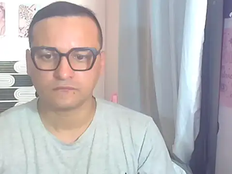 Snapshot of ClarkGiven chatting on May 2026 03:16:01 PM ClarkGiven online show from May 2026 03:16:01 PM