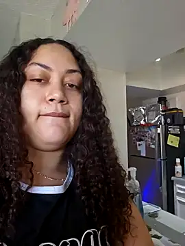 honeeyyy pot online show from December 2024 07:57:02 PM