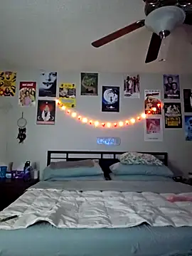 honeeyyy pot online show from January 2025 07:43:01 PM