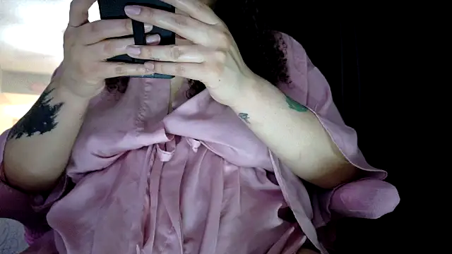 honeeyyy pot online show from October 2025 01:59:01 AM