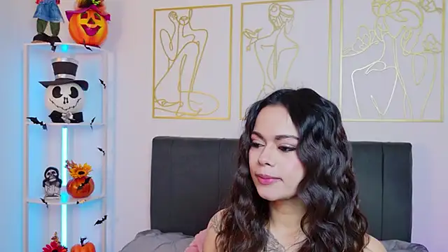 summer holiday online show from October 2025 05:08:02 AM