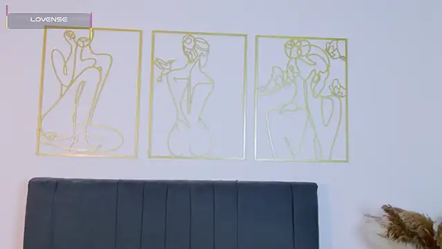 Snapshot of summer_holiday chatting on April 2026 07:45:01 AM summer holiday online show from April 2026 07:45:01 AM