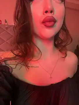 Snapshot of BamBam_XO chatting on January 2025 05:05:02 AM BamBam XO online show from January 2025 05:05:02 AM