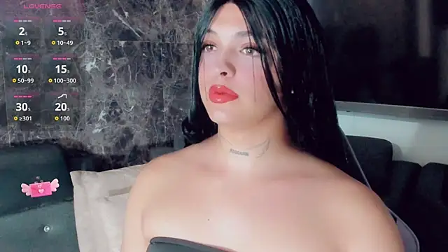 Emmaa Saenz  online show from July 2026 09:29:01 PM