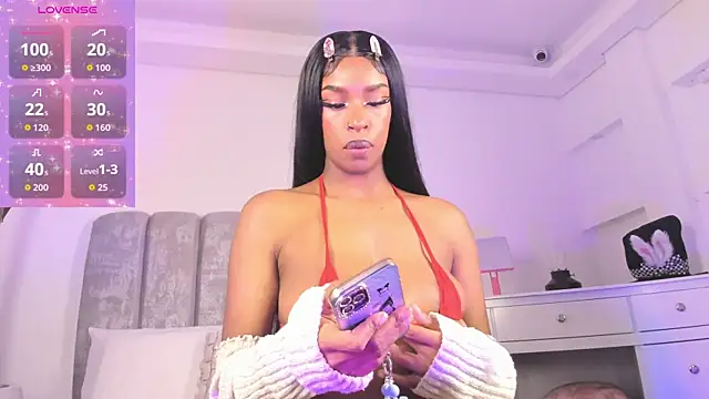 Snapshot of im_tyra chatting on June 2026 06:03:02 AM im tyra online show from June 2026 06:03:02 AM