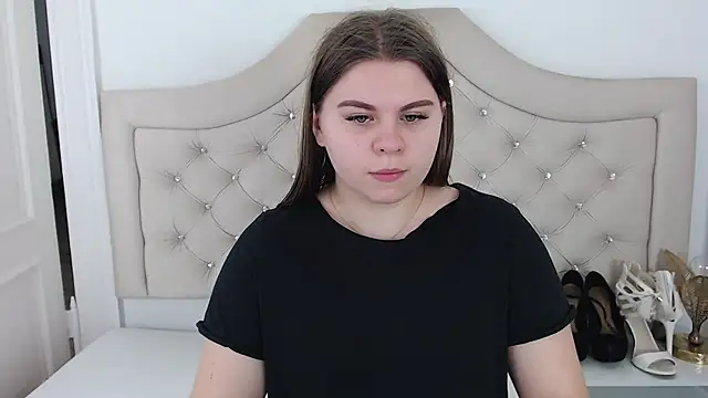 AbbyPleasure online show from December 2024 12:44:01 PM