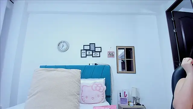 kamila lopez online show from March 2026 08:56:02 PM