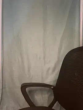 Snapshot of CharismaaBanx chatting on January 2025 01:20:02 AM CharismaaBanx online show from January 2025 01:20:02 AM