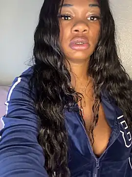 Snapshot of CharismaaBanx chatting on March 2026 07:17:01 PM CharismaaBanx online show from March 2026 07:17:01 PM