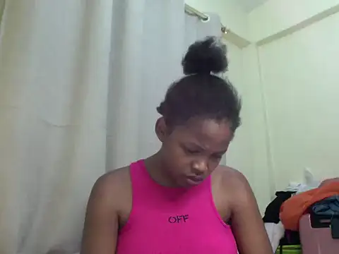 Snapshot of queen-sasha chatting on April 2026 08:03:02 PM queen-sasha online show from April 2026 08:03:02 PM