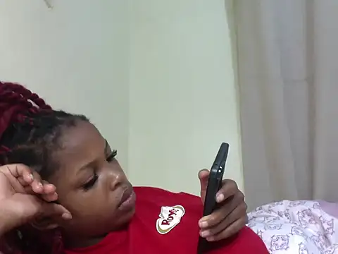 Snapshot of queen-sasha chatting on April 2026 07:07:02 PM queen-sasha online show from April 2026 07:07:02 PM