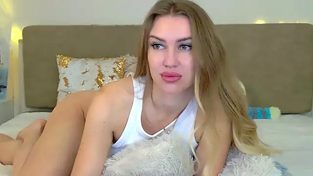 LuisaSin online show from March 2026 07:12:01 AM