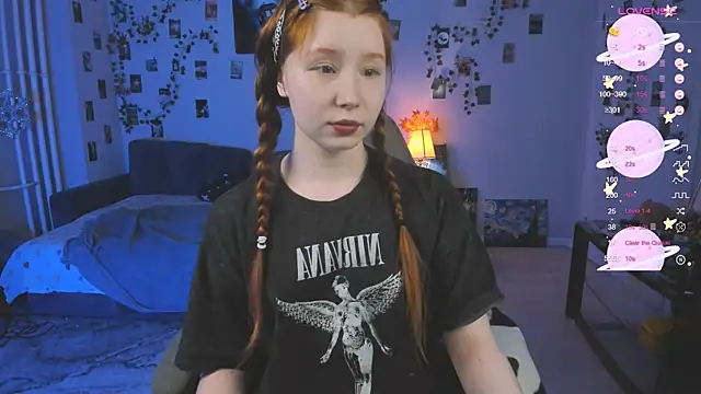 Snapshot of CallMeEffy1 chatting on October 2025 10:04:01 PM CallMeEffy1 online show from October 2025 10:04:01 PM