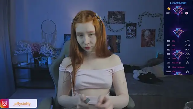 Snapshot of CallMeEffy1 chatting on November 2025 07:25:01 PM CallMeEffy1 online show from November 2025 07:25:01 PM